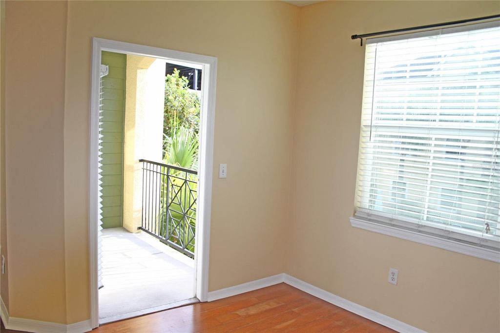 Image 9 of property listing at 1910 E PALM AVENUE 9201, Tampa, FL 33605