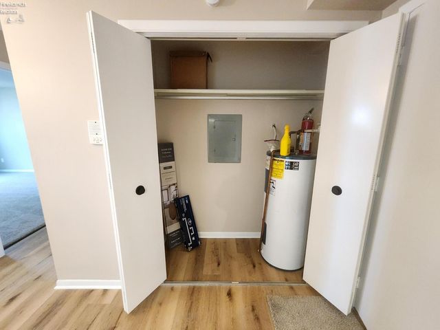 1305 S Lake Wilmer Dr Apt 207, Sandusky, OH 44870