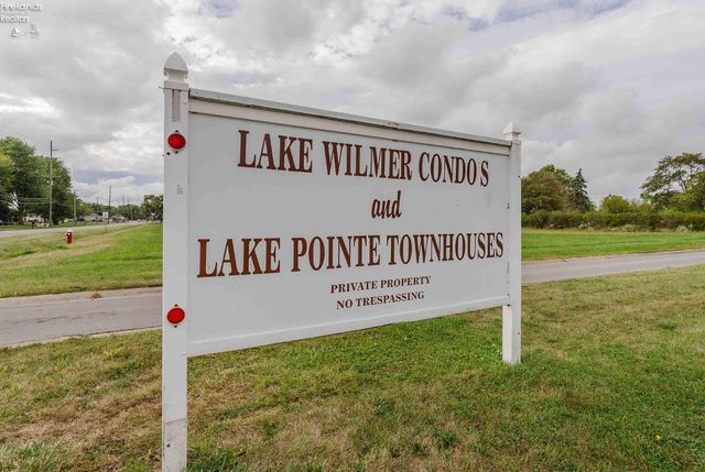 1305 S Lake Wilmer Dr Apt 207, Sandusky, OH 44870