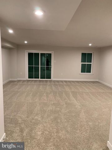 256 CHASE DR, Downingtown, PA 19335