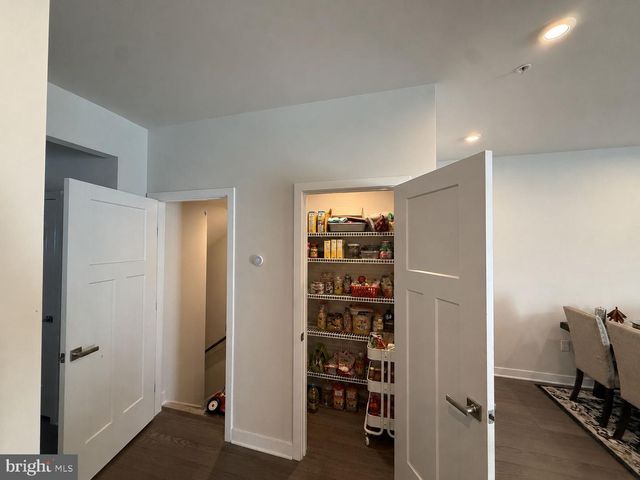 256 CHASE DR, Downingtown, PA 19335