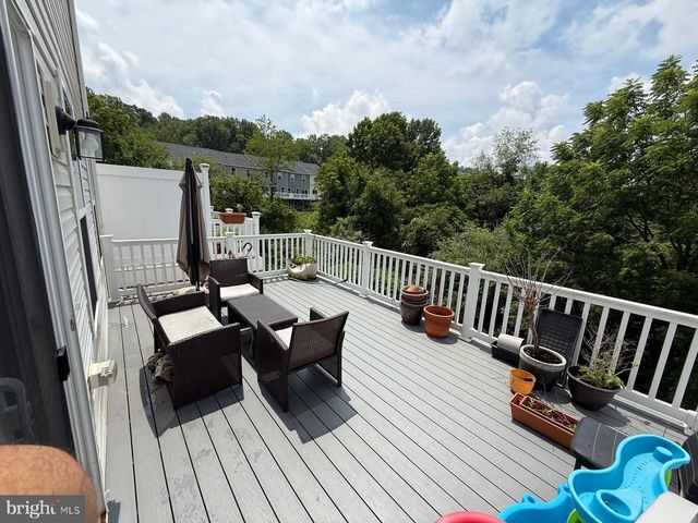 256 CHASE DR, Downingtown, PA 19335