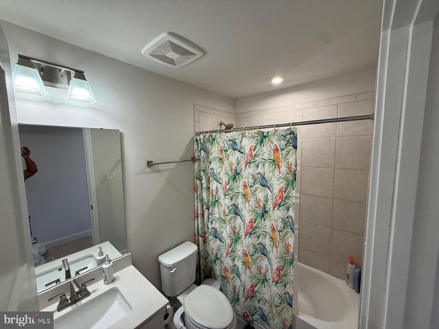 256 CHASE DR, Downingtown, PA 19335