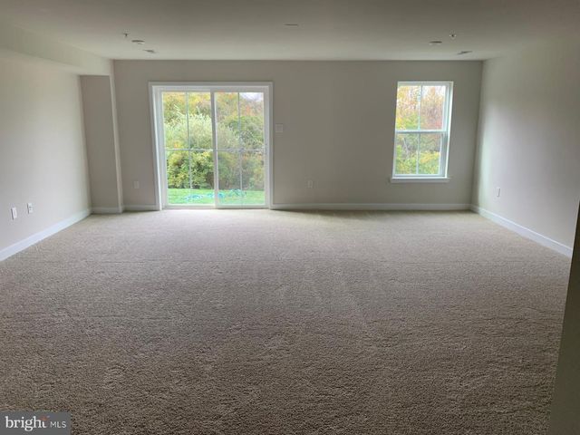 256 CHASE DR, Downingtown, PA 19335