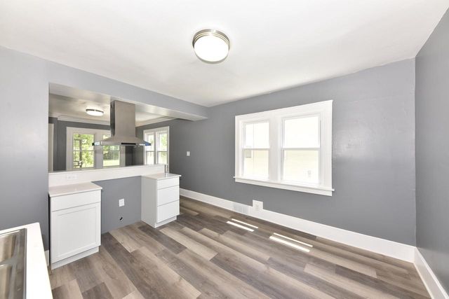 3543 N 9th STREET, Milwaukee, WI 53206