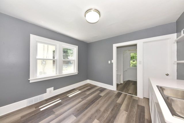 3543 N 9th STREET, Milwaukee, WI 53206