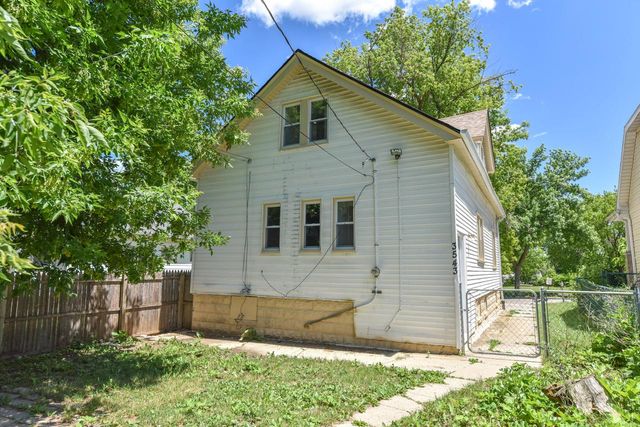 3543 N 9th STREET, Milwaukee, WI 53206