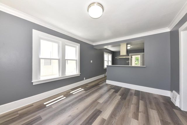 3543 N 9th STREET, Milwaukee, WI 53206