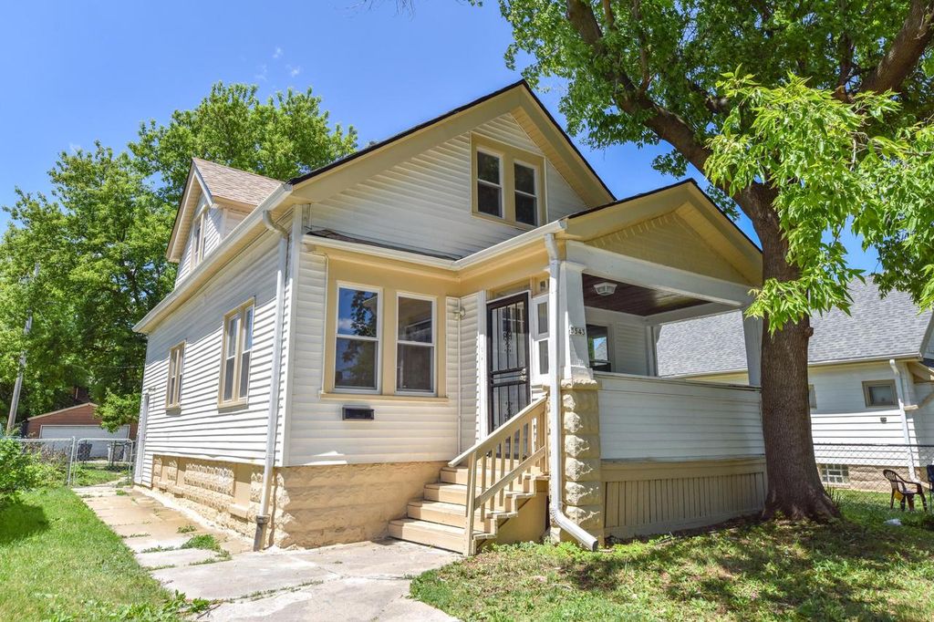 3543 N 9th STREET, Milwaukee, WI 53206