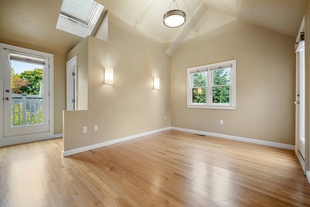 10 Eustis Street 10, Cambridge, MA 02140