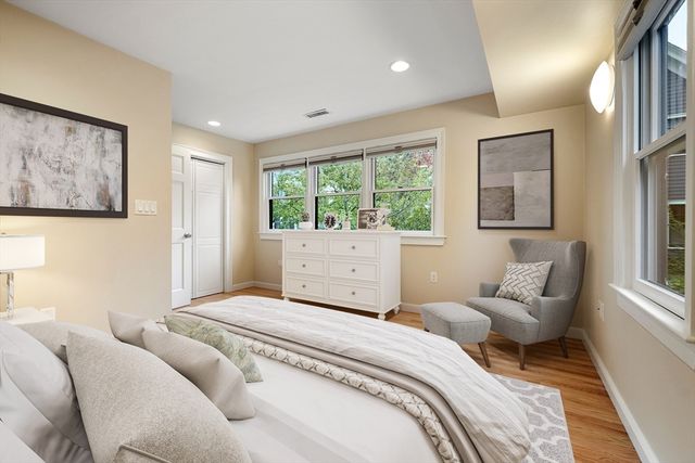10 Eustis Street 10, Cambridge, MA 02140