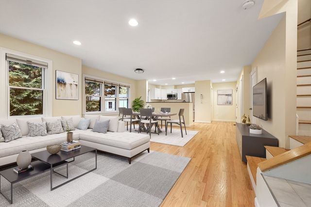 10 Eustis Street 10, Cambridge, MA 02140
