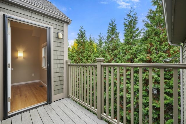 10 Eustis Street 10, Cambridge, MA 02140