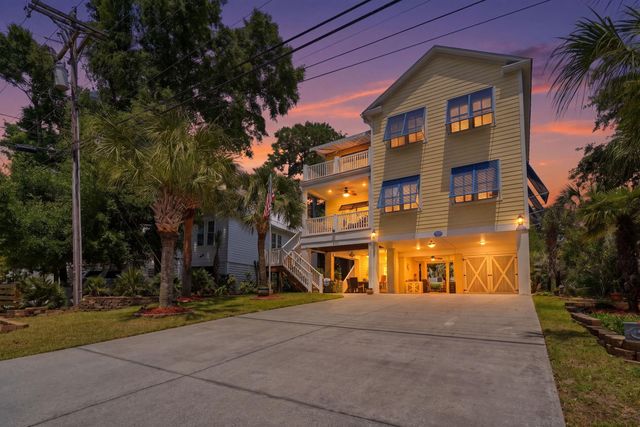 407 S Causeway Rd., Pawleys Island, SC 29585