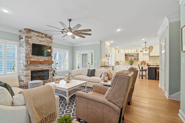 407 S Causeway Rd., Pawleys Island, SC 29585