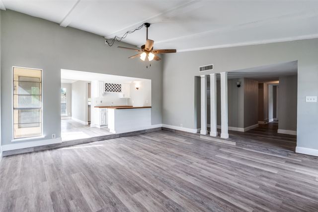 1804 Clear Creek Lane, Carrollton, TX 75007