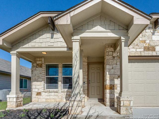 767 Spectrum Dr., New Braunfels, TX 78130