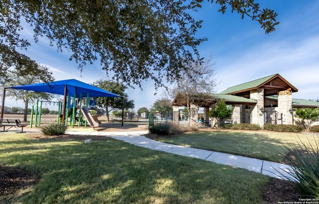 767 Spectrum Dr., New Braunfels, TX 78130
