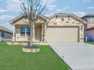 767 Spectrum Dr., New Braunfels, TX 78130