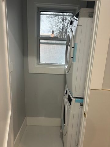 52 Washington Street 1, Winthrop, MA 02152