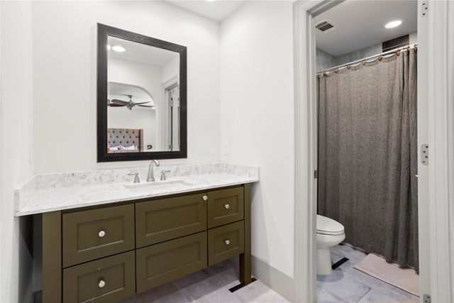 3816 W 7TH Street, Fort Worth, TX 76107