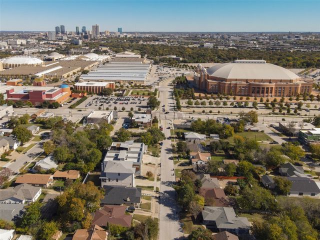 3816 W 7TH Street, Fort Worth, TX 76107