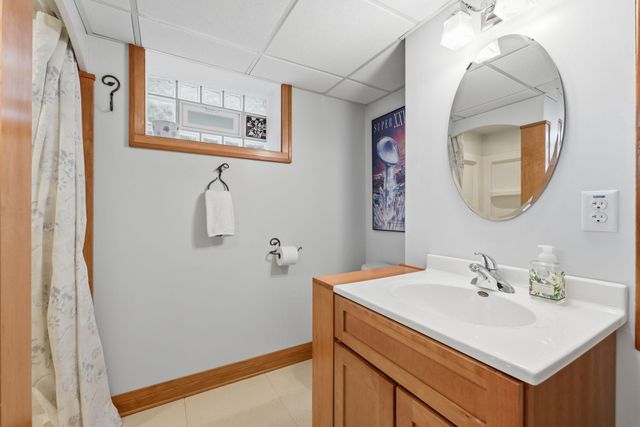 2166 Palace Avenue, Saint Paul, MN 55105