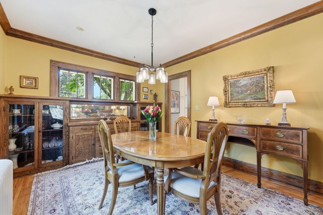 2166 Palace Avenue, Saint Paul, MN 55105