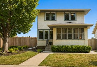 2166 Palace Avenue, Saint Paul, MN 55105