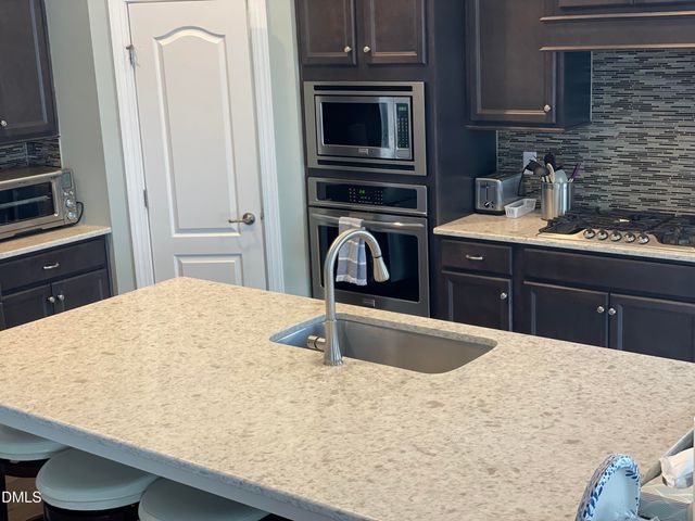 904 Traditions Ridge Drive, Wake Forest, NC 27587