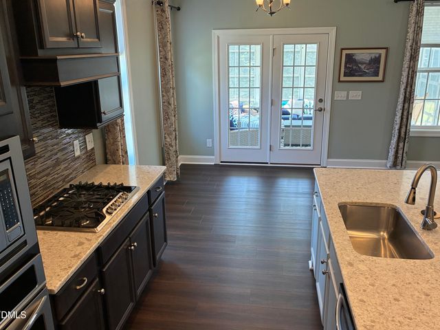 904 Traditions Ridge Drive, Wake Forest, NC 27587