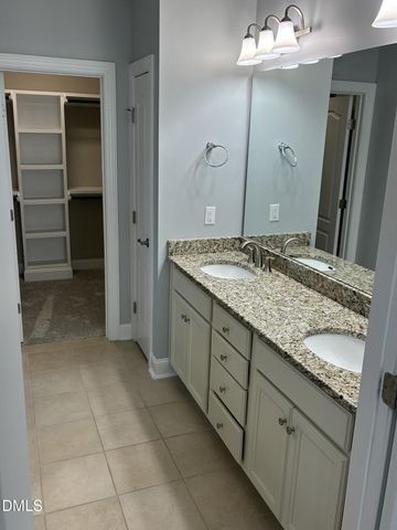 904 Traditions Ridge Drive, Wake Forest, NC 27587