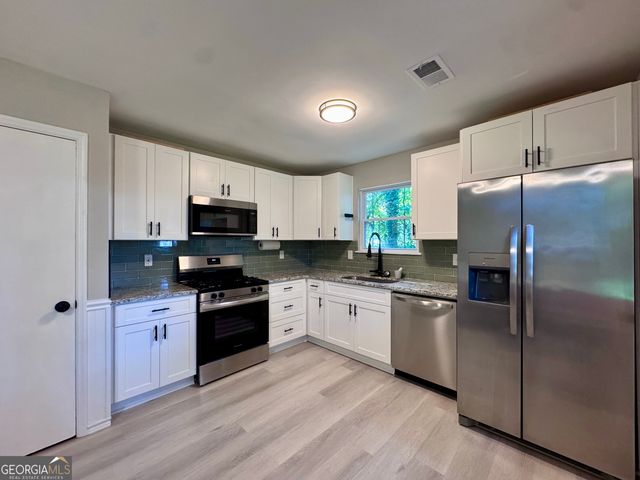 3814 Whaley Court, Snellville, GA 30039