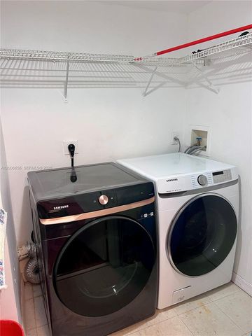 1330 WEST AV 710, Miami Beach, FL 33139