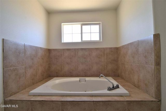 9734 S Avenue S-8, Littlerock, CA 93543