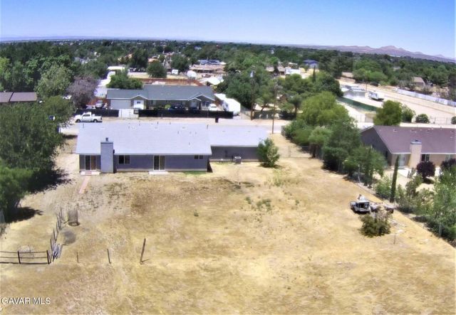 9734 S Avenue S-8, Littlerock, CA 93543