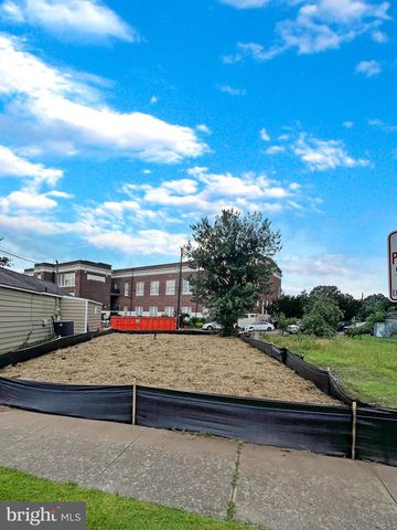 904 LIBERTY ST, Fredericksburg, VA 22401