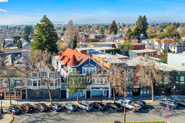 3228 Adeline Street, Berkeley, CA 94703