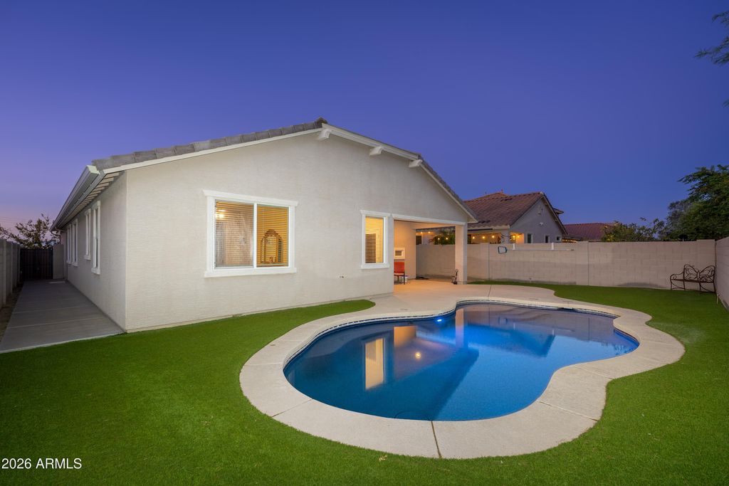 12935 W FLYNN Lane, Glendale, AZ 85307 — photo 2