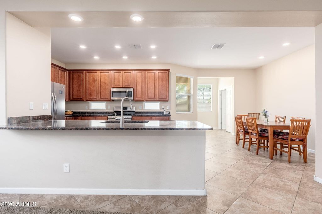 12935 W FLYNN Lane, Glendale, AZ 85307 — photo 5