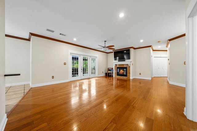2 Alteza Drive, Hot Springs Village, AR 71909