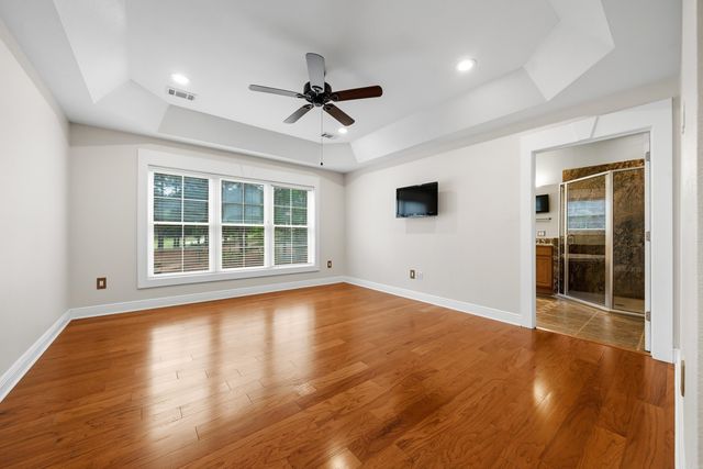 2 Alteza Drive, Hot Springs Village, AR 71909