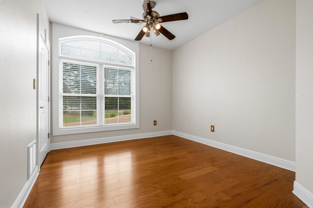 2 Alteza Drive, Hot Springs Village, AR 71909