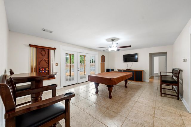2 Alteza Drive, Hot Springs Village, AR 71909