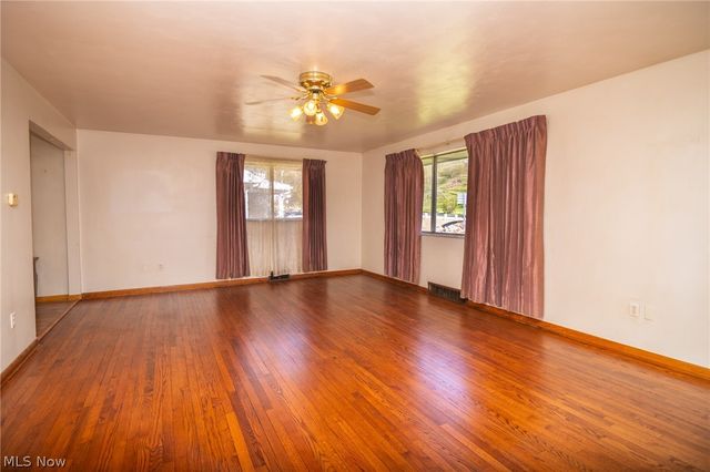 301 Alpine Drive, Toronto, OH 43964