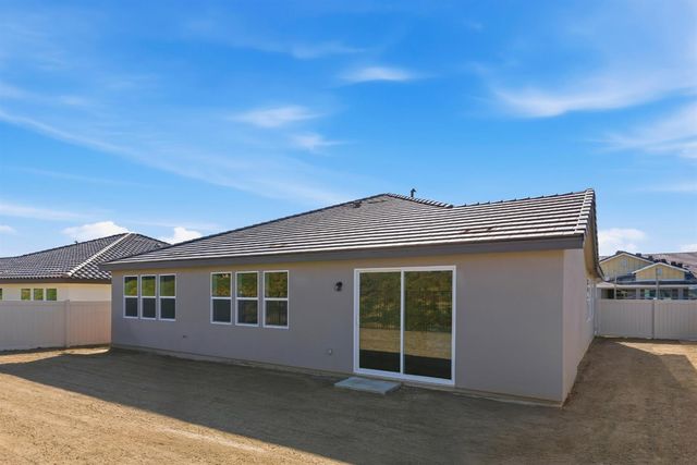 8105 Cottonwood Drive, Friant, CA 93626