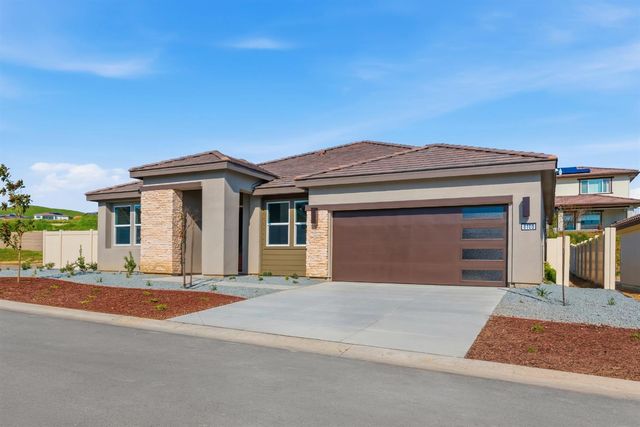 8105 Cottonwood Drive, Friant, CA 93626