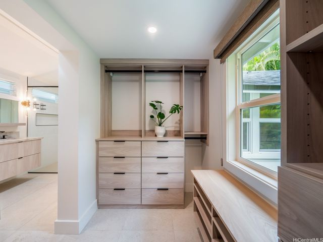 133 Kuailima Drive, Kailua, HI 96734