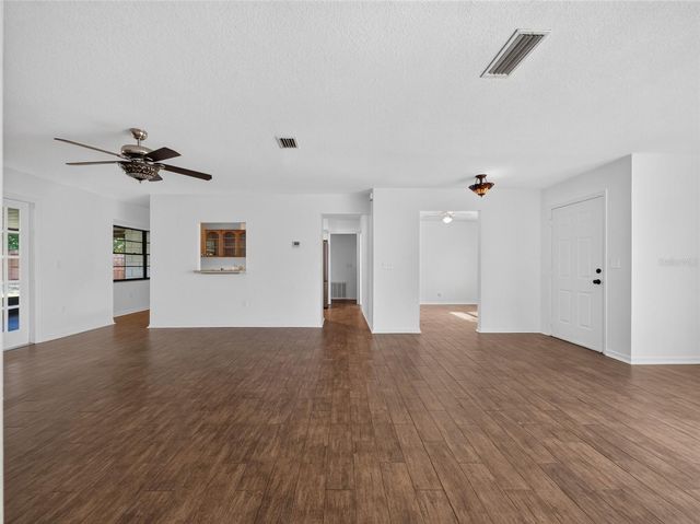 811 W HARBOUR COURT, Ocoee, FL 34761
