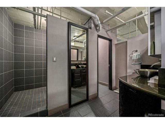 2000 Arapahoe St 1, Denver, CO 80205